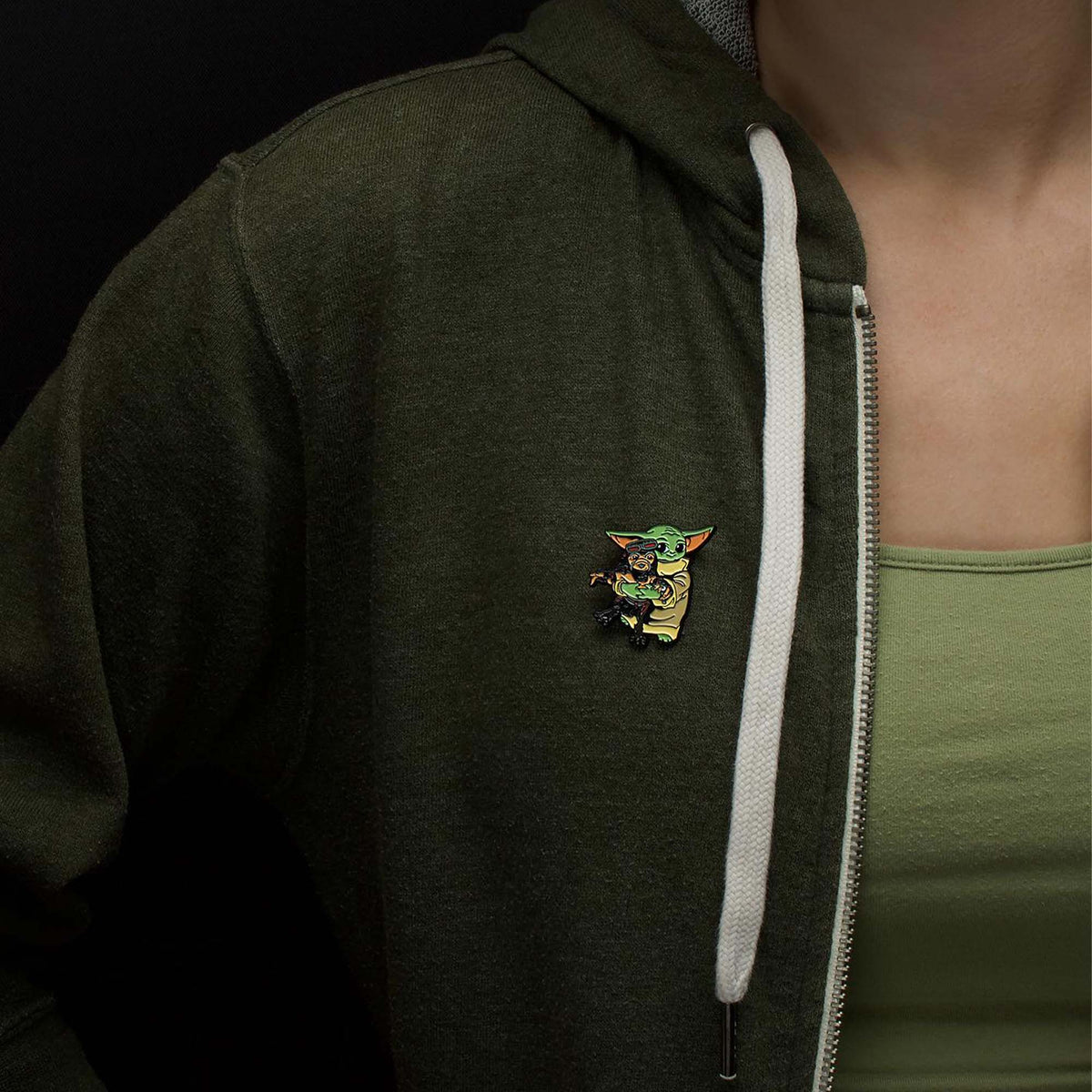 Star Wars – Grogu Hugging Babu Frik Pin Pin Set - Tophatter Daily Deals