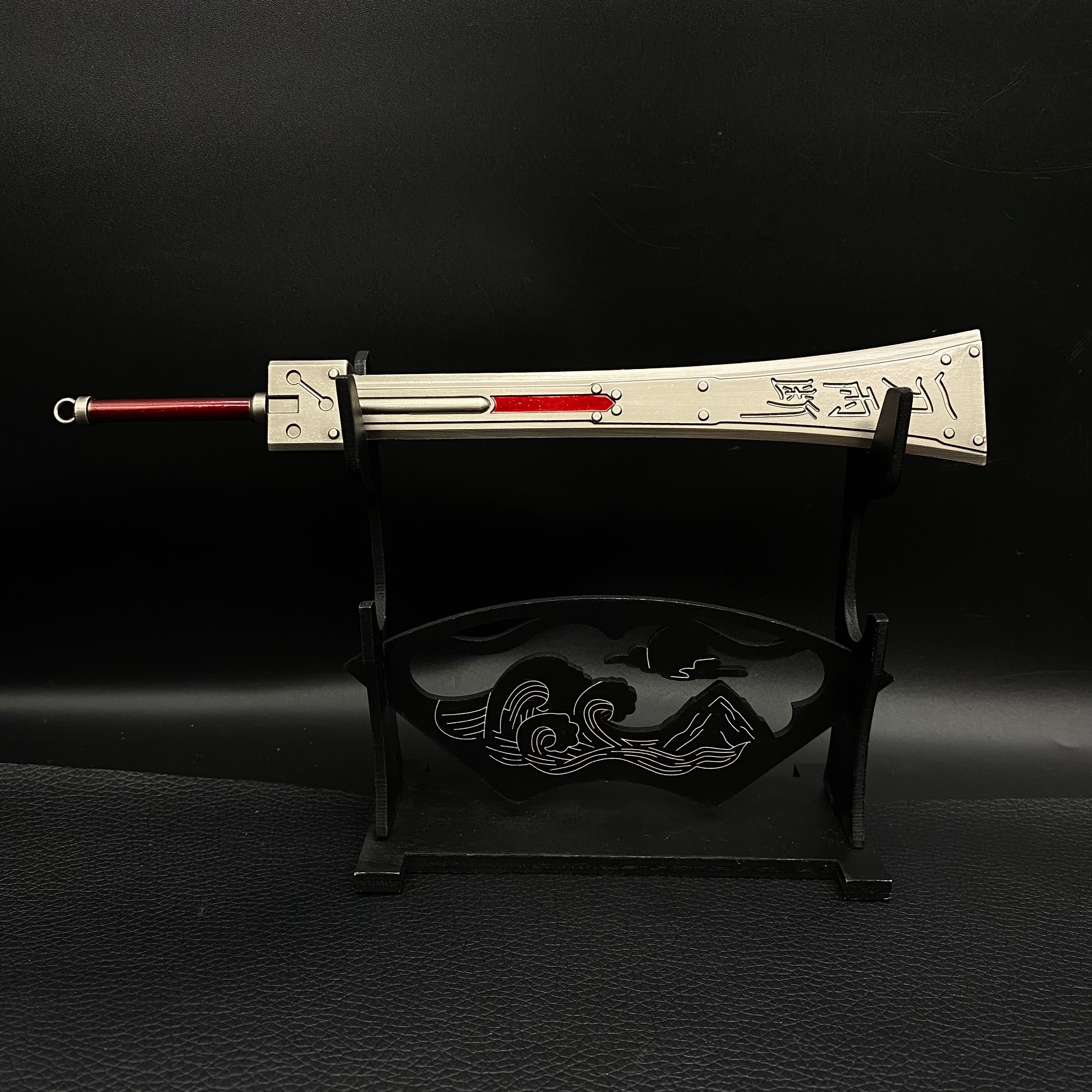 FF Series Cloud Sword Sephiroth Katana Squall Gun Blade 9 In 1 Pack Hardedge & Stand - Tophatter Daily Deals