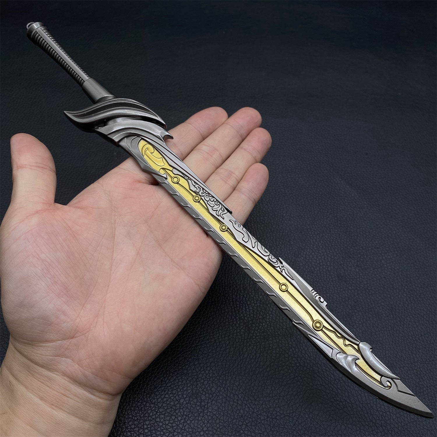 Ultimate 22 in 1 Fantasy Swords Metal Crafts For Collection Black Gold Sword - Tophatter Daily Deals