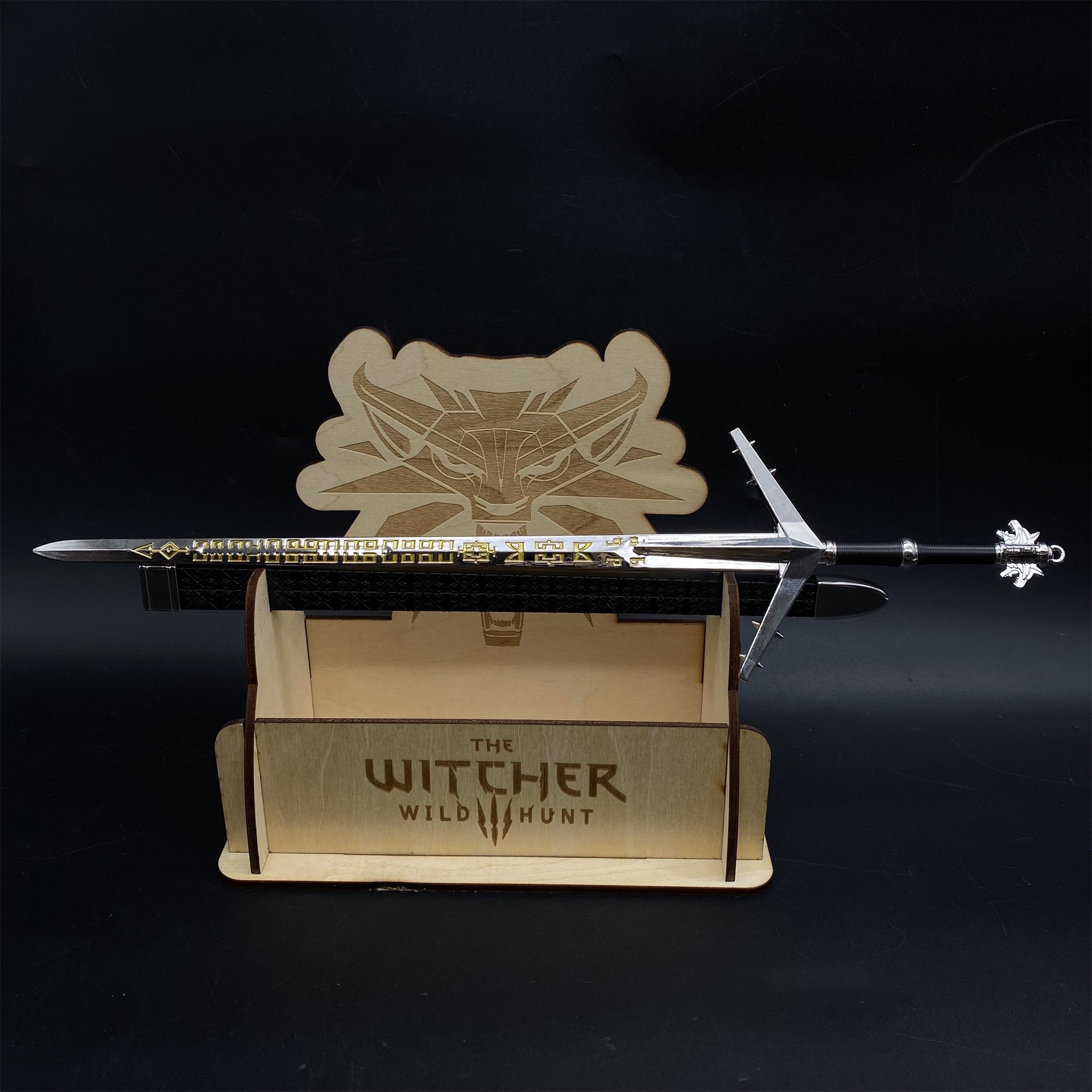 30CM Aerondight Sword Game Metal Weapon Replica - Tophatter Daily Deals