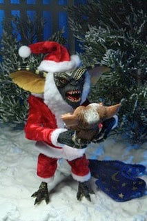 Gremlins - Santa Stripe Ultimate Action Figure (7") Action Figure - Tophatter Daily Deals