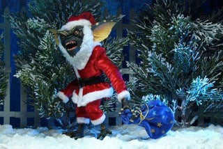 Gremlins - Santa Stripe Ultimate Action Figure (7") Action Figure - Tophatter Daily Deals