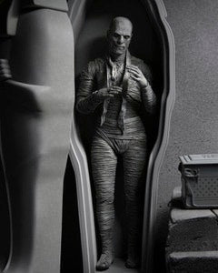 Universal Monsters – Ultimate The Mummy (Black & White) Action Figure Action Figure - Tophatter Daily Deals
