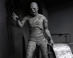 Universal Monsters – Ultimate The Mummy (Black & White) Action Figure Action Figure - Tophatter Daily Deals