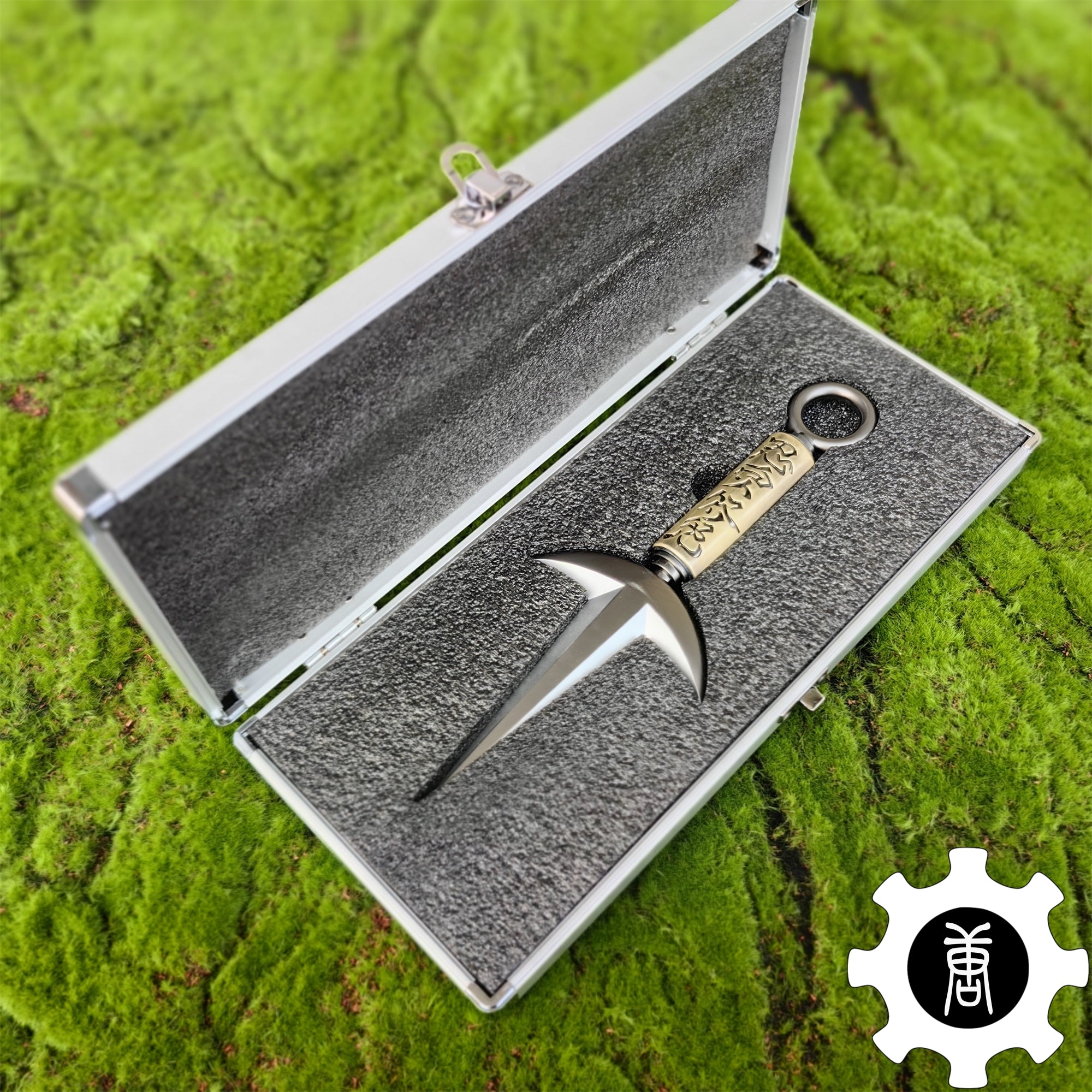 Flying God Kunai Metal Replica With Gift Box USA Stock - Tophatter Daily Deals