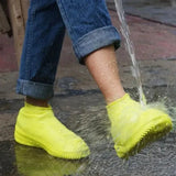Ultra-Durable Silicovers Non-Slip Shoe Covers: Keep Your Shoes Clean & Dry Shoe Covers - Tophatter Daily Deals