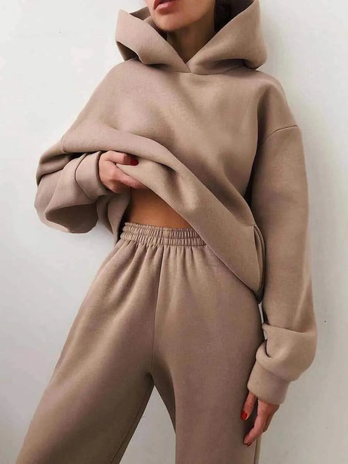 Two-Piece Hooded Tracksuit "Chicmatchy™"