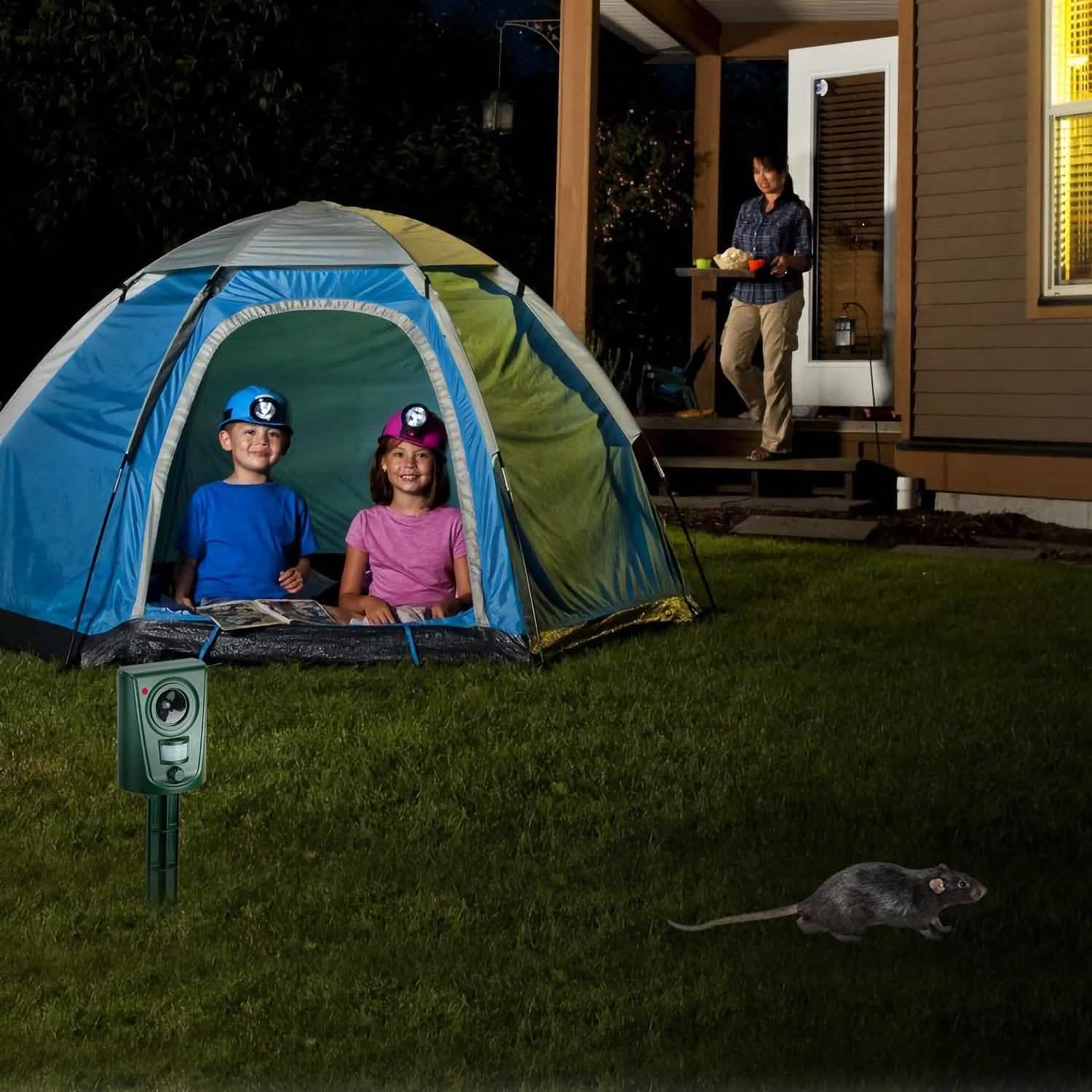 Ultrasonic Animal Repeller IP4 Waterproof Motion Sensor Repellent with Flashing Led Light Pest Control - Tophatter Daily Deals