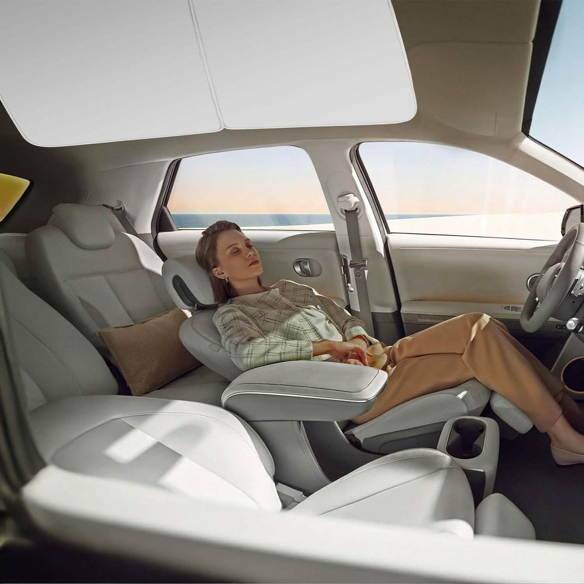 UV Protection Sunshade Roof Fit for Tesla Model Y 2020-2024 Automotive - Tophatter Daily Deals