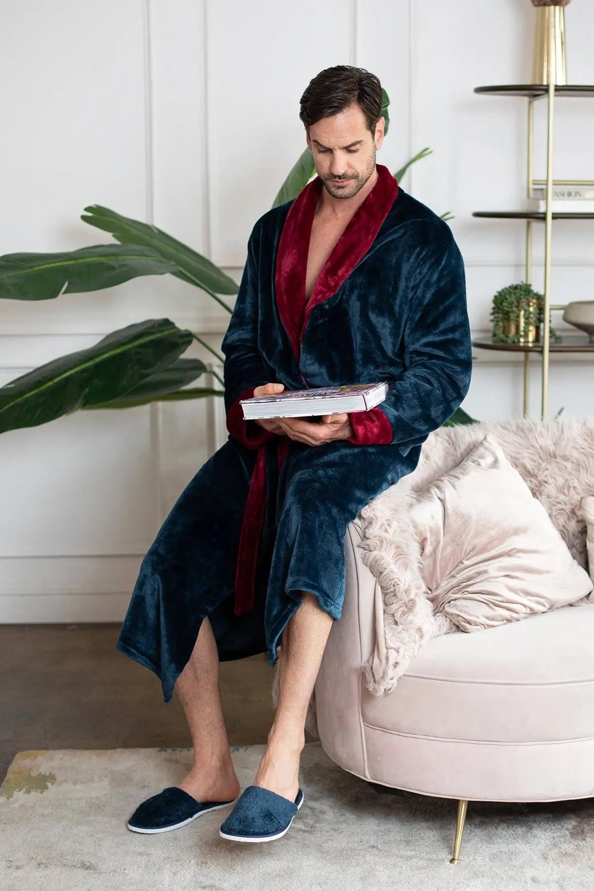 Cozy Mens Plush Robes – Built for Comfort, Designed to Last Everything Else - Tophatter Daily Deals