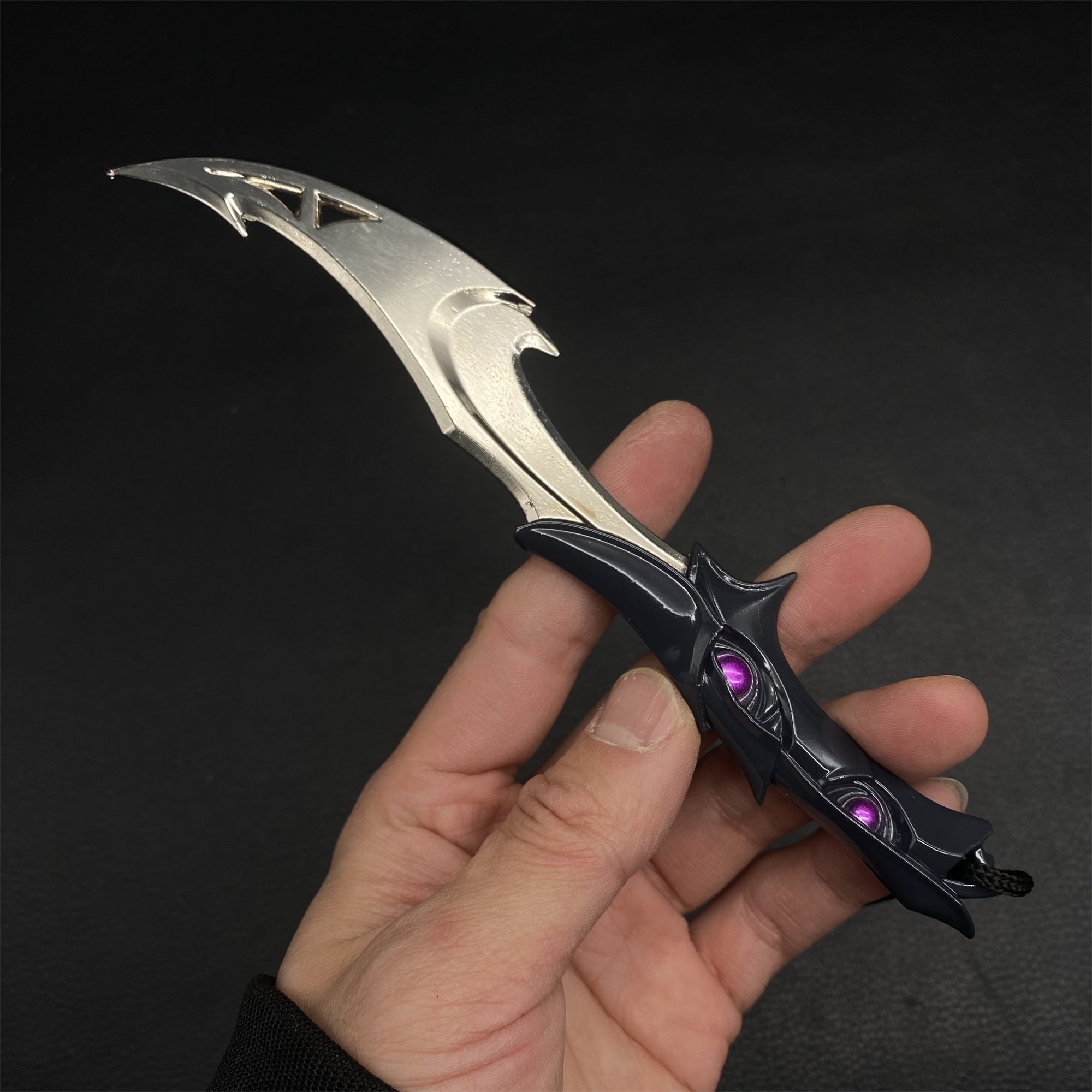 Mini-Scale Val Props Collective Metal Knife Fan Art Hivemind Sword - Tophatter Daily Deals