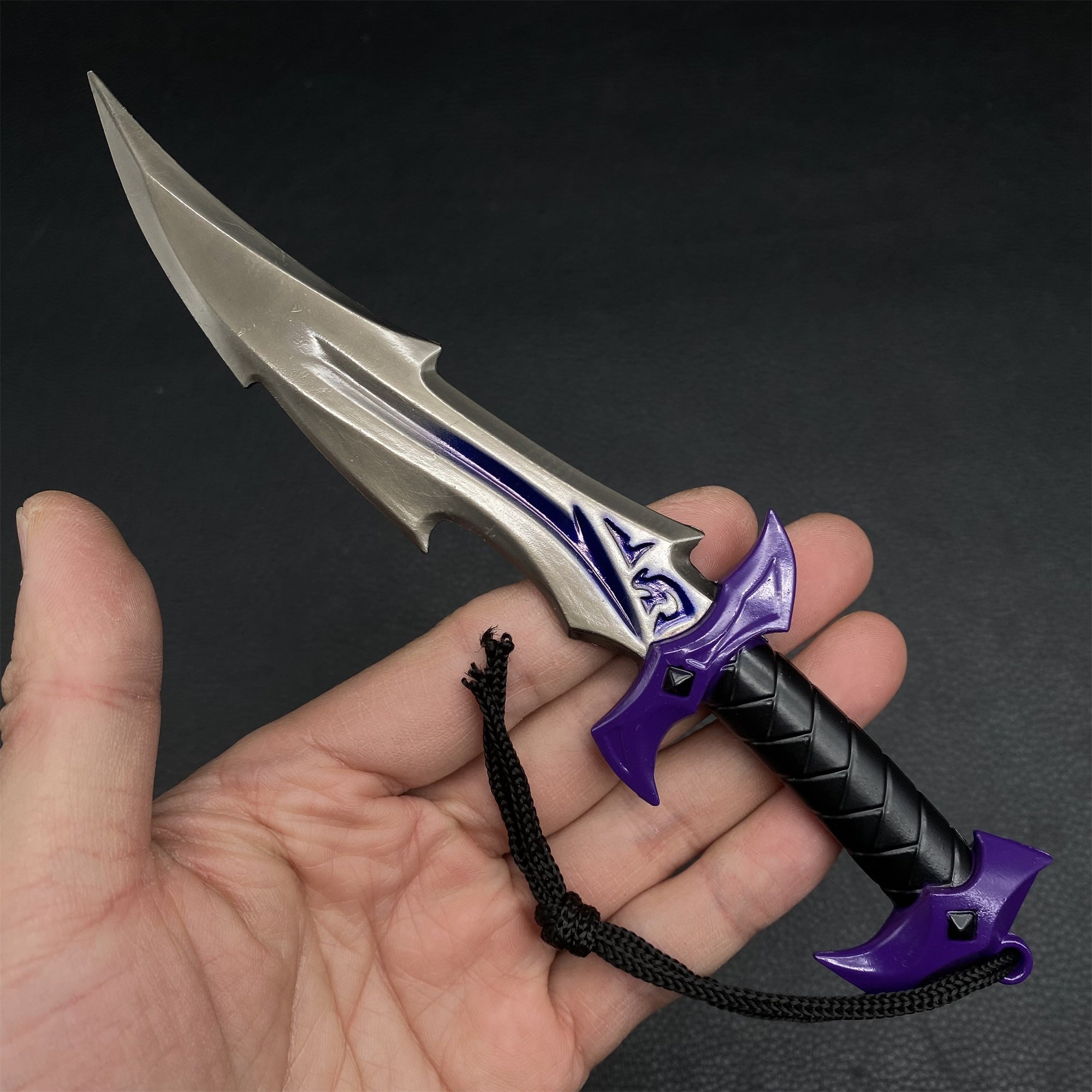 Mini-Scale Val Props Collective Metal Knife Fan Art Reaver Dagger 18CM - Tophatter Daily Deals
