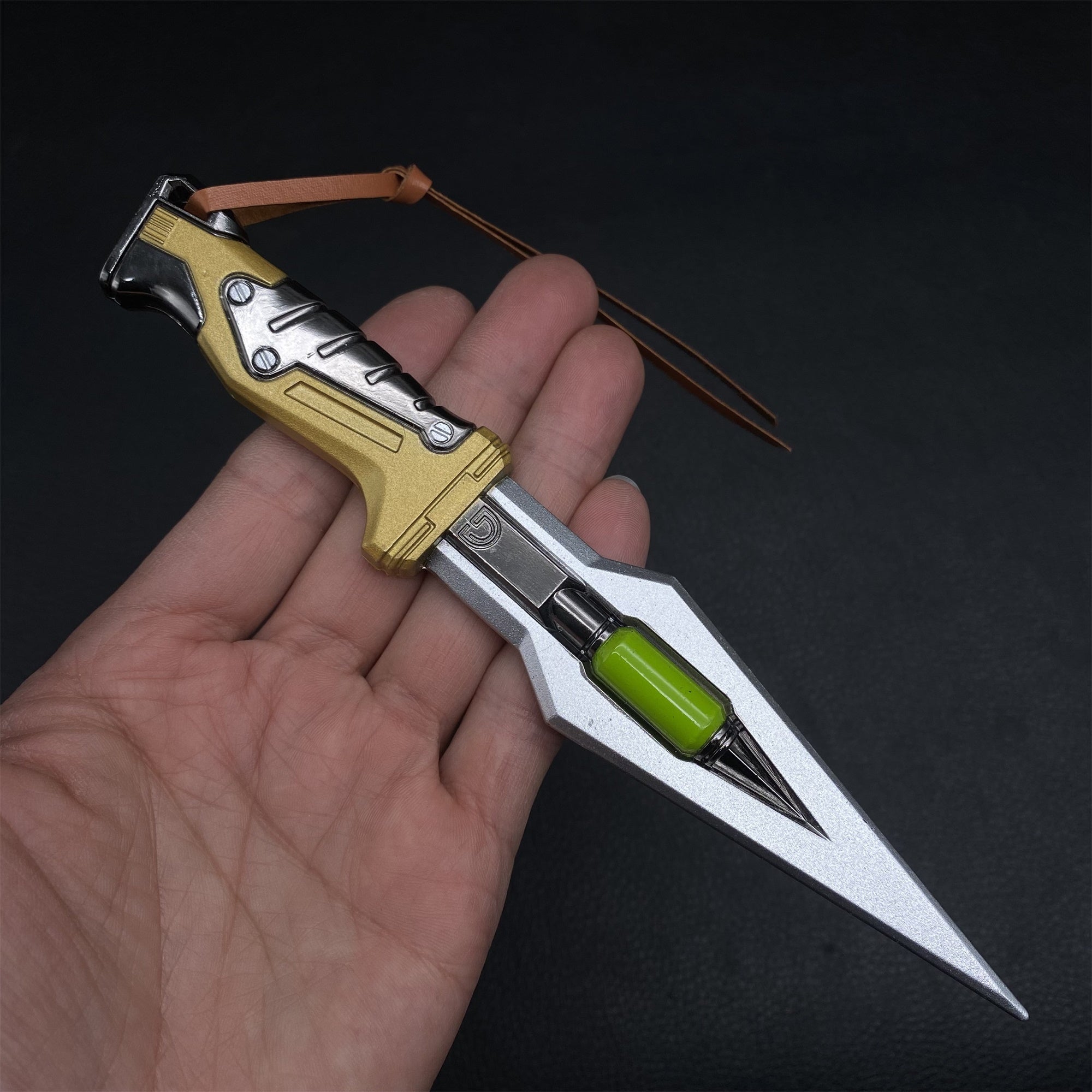 Mini-Scale Val Props Collective Metal Knife Fan Art Outpost Melee Knife - Tophatter Daily Deals