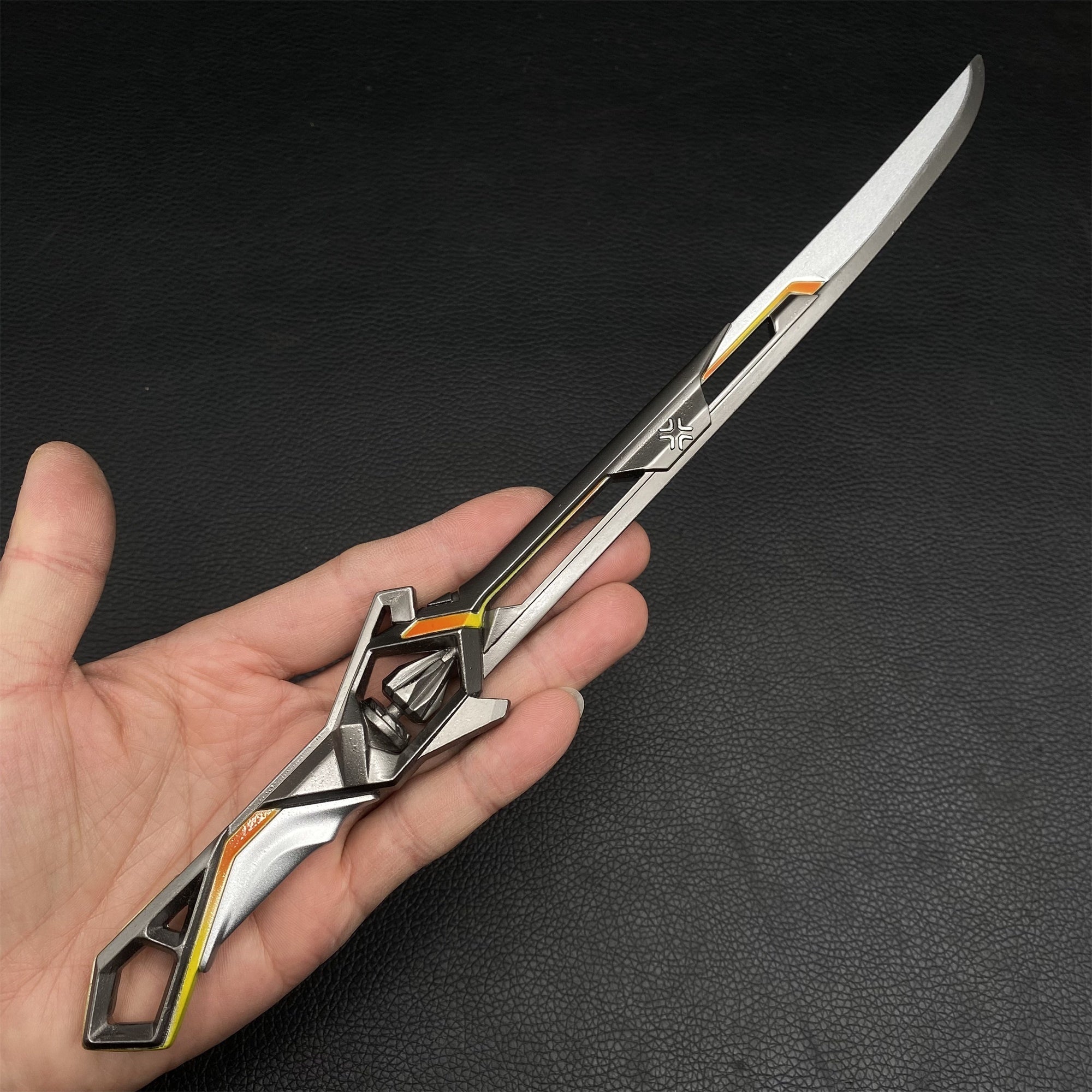 Mini-Scale Val Props Collective Metal Knife Fan Art - Tophatter Daily Deals