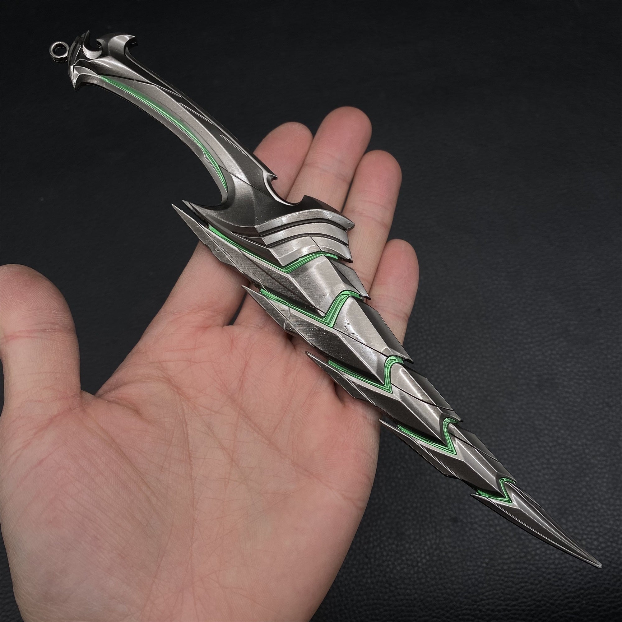 Mini-Scale Val Props Collective Metal Knife Fan Art Helix Daggers - Tophatter Daily Deals