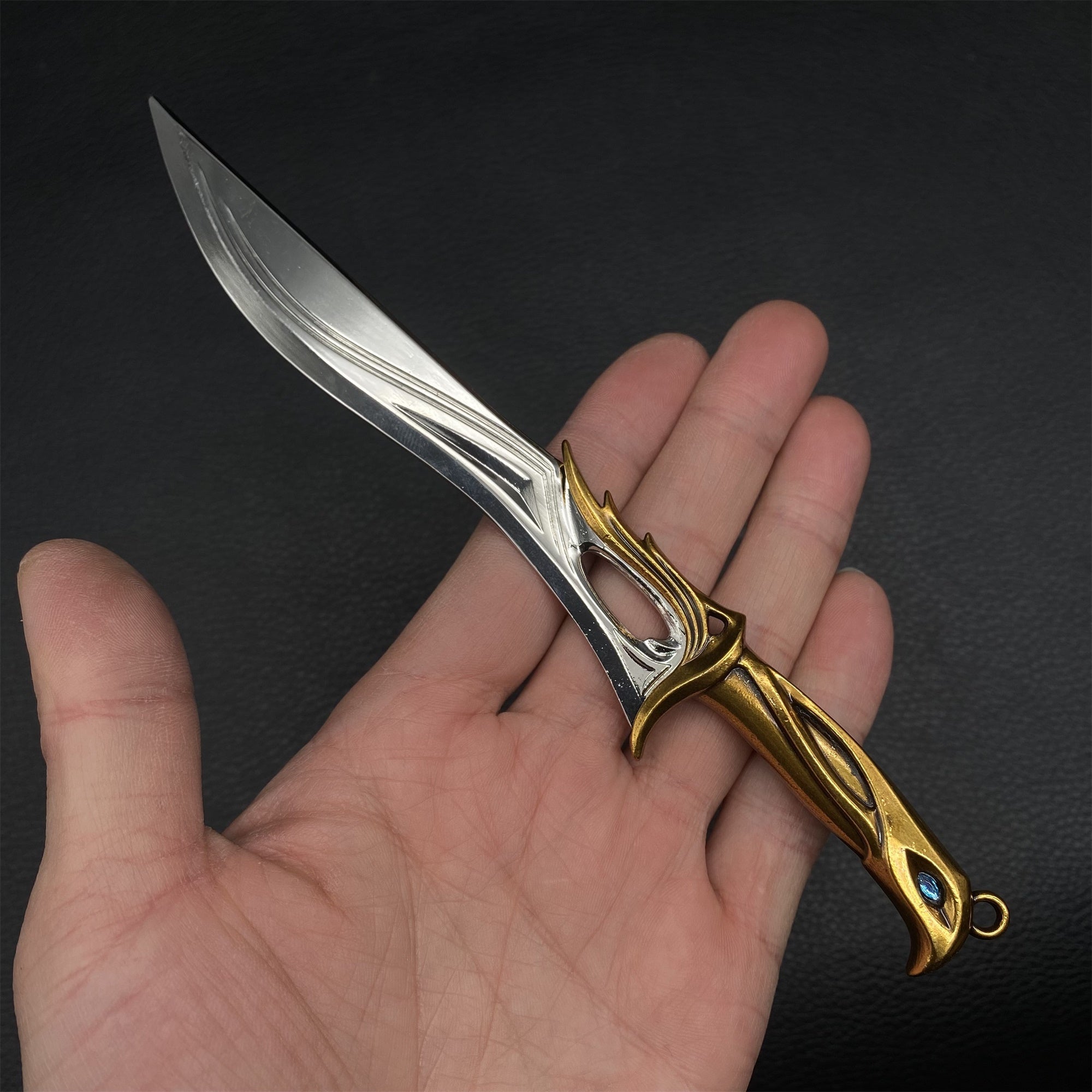 Mini-Scale Val Props Collective Metal Knife Fan Art Sovereign Knife - Tophatter Daily Deals