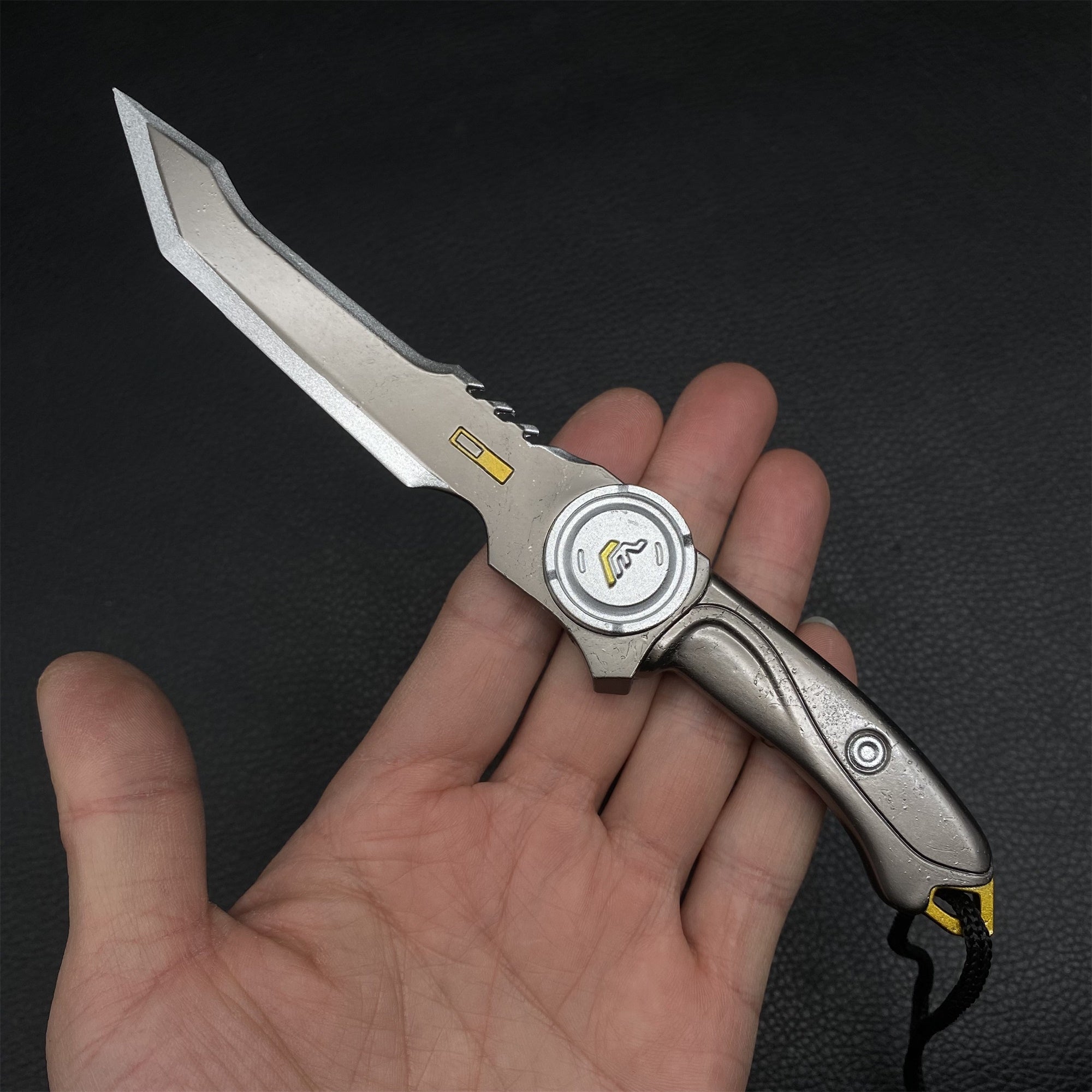 Mini-Scale Val Props Collective Metal Knife Fan Art Task Force 809 Knife - Tophatter Daily Deals