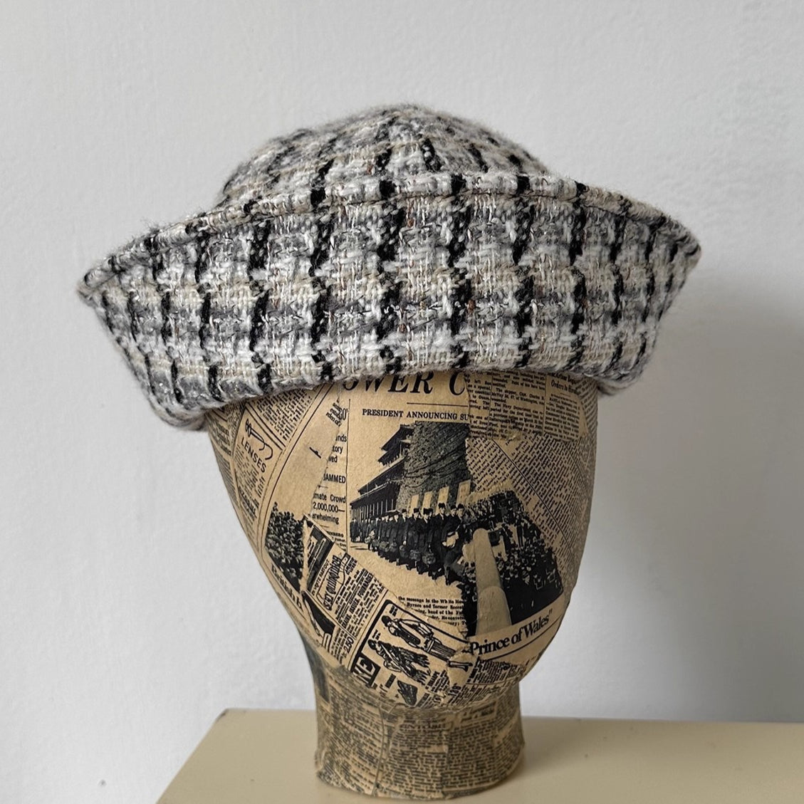 Vintage Tweed Berets Sailor Hat Grey Cap - Tophatter Daily Deals