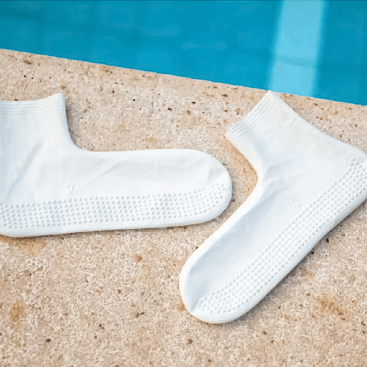 Waterproof Swimming Socks - Swim Socks Anti Verruca 100% Latex Swimming Pool Foot Guard White Swimming - Tophatter Daily Deals