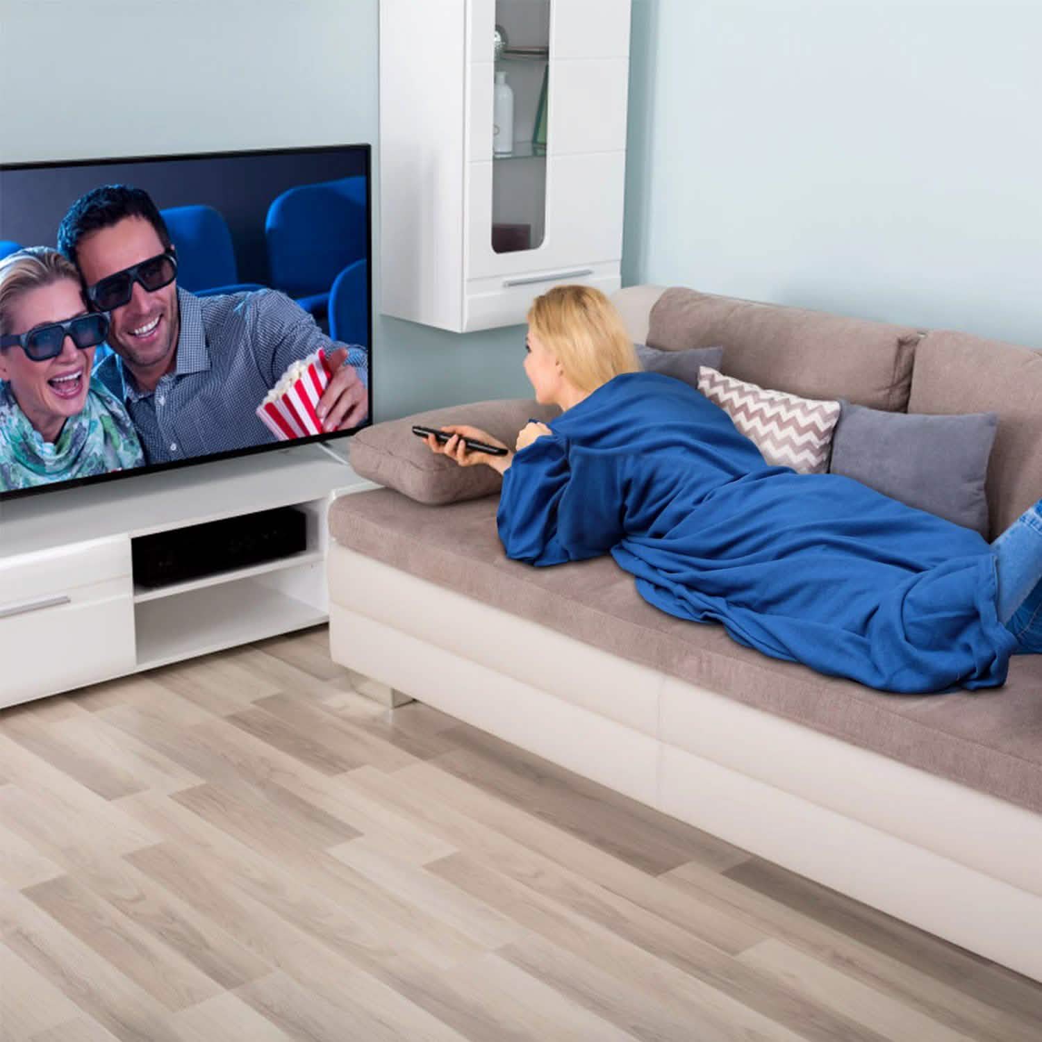 Wearable Fleece Blanket with Sleeves Women's Loungewear - Tophatter Daily Deals