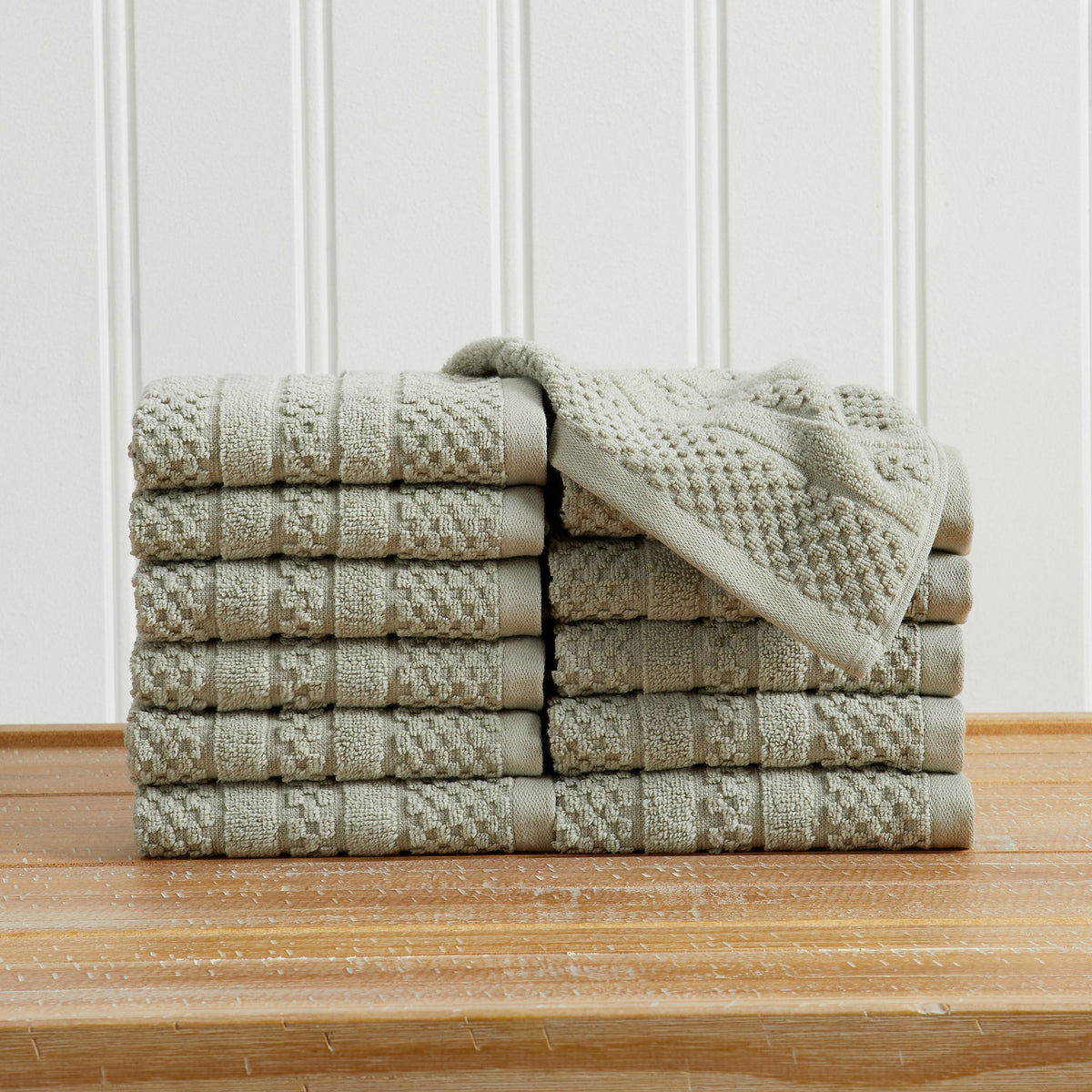 100% Cotton Checkered Jacquard Bath Towel Set - Giuliana Collection Washcloth (Pack of 12) Eucalyptus Bath - Tophatter Daily Deals