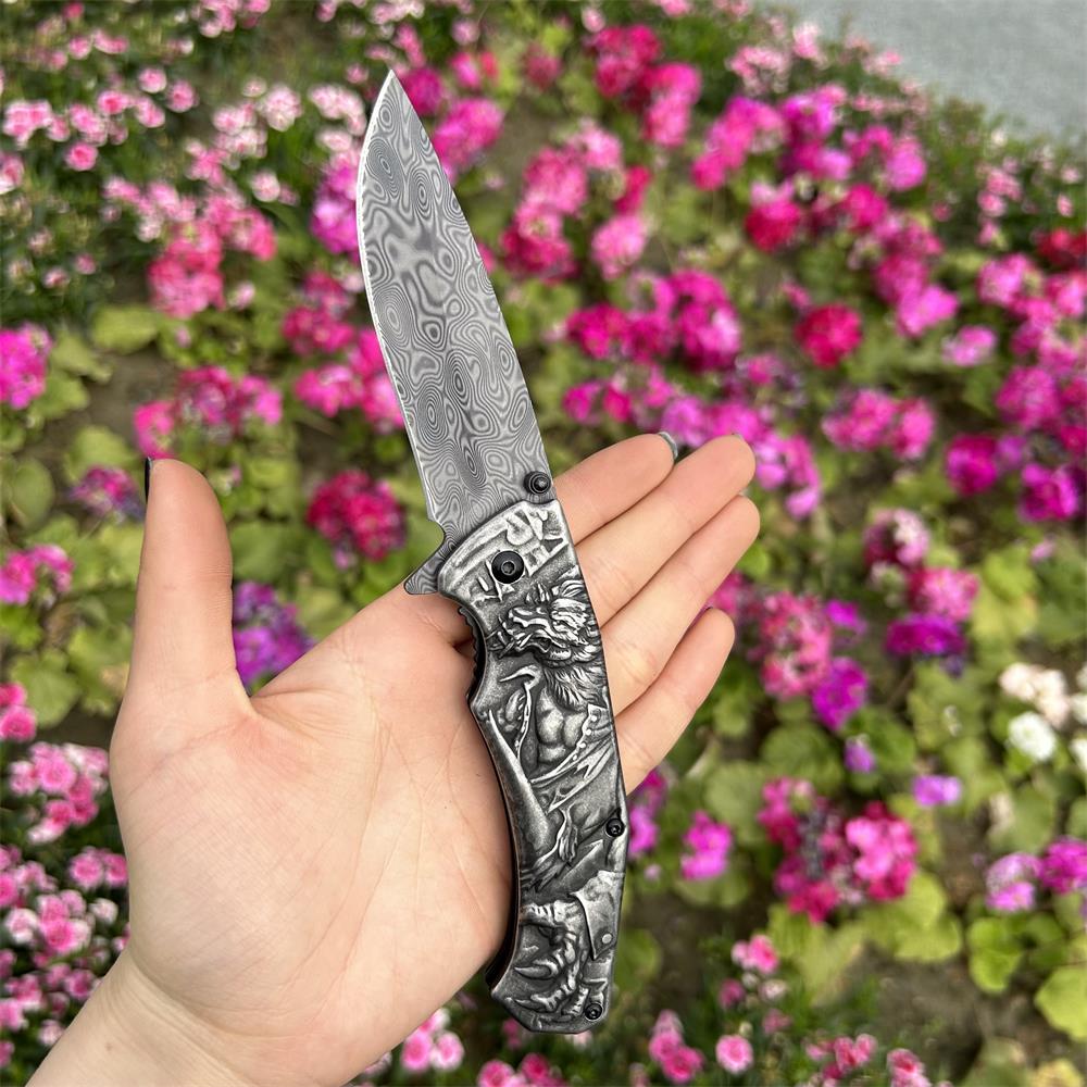 Werewolf Folding Knife - Tophatter Daily Deals