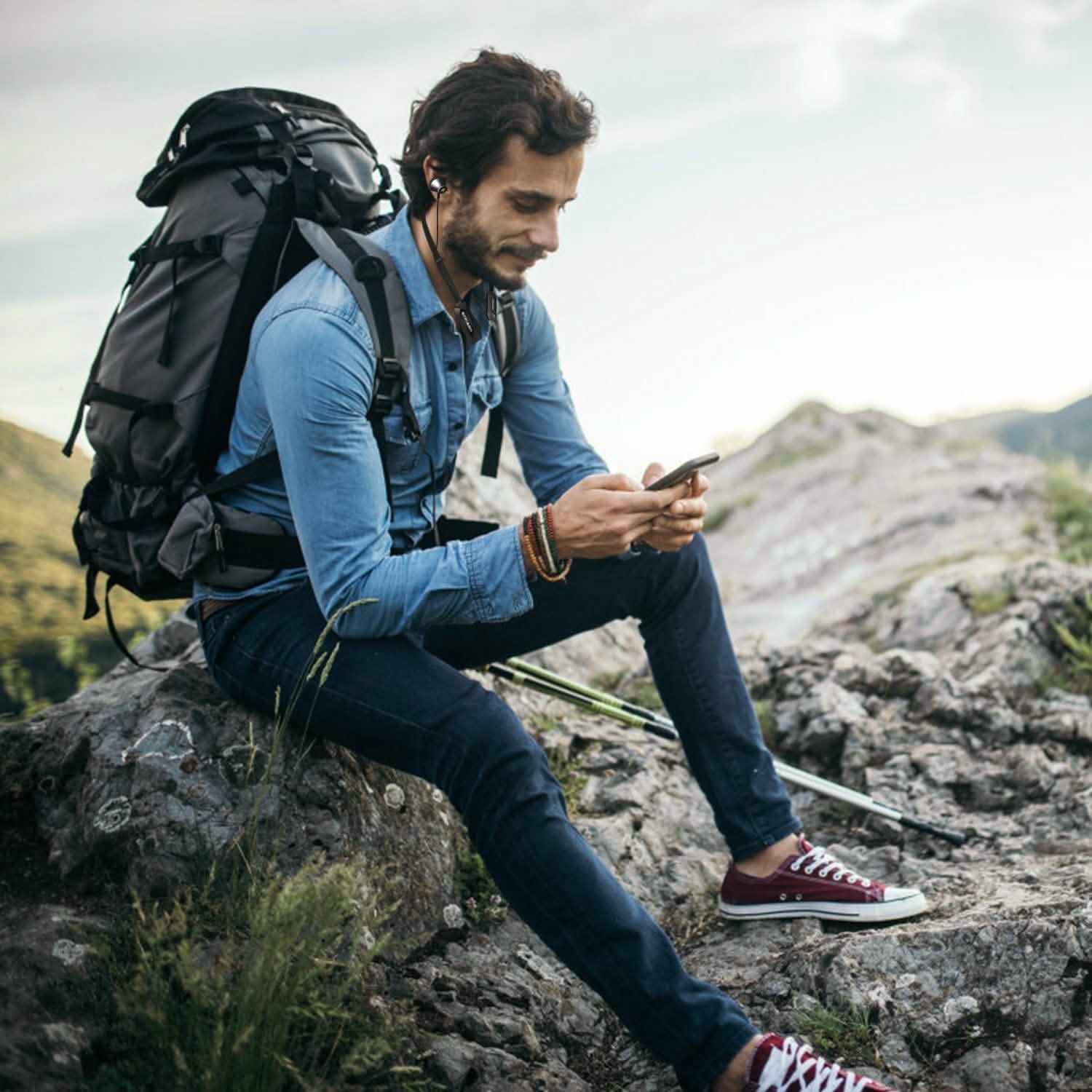 Wireless Neckband Headphones V Headphones - Tophatter Daily Deals