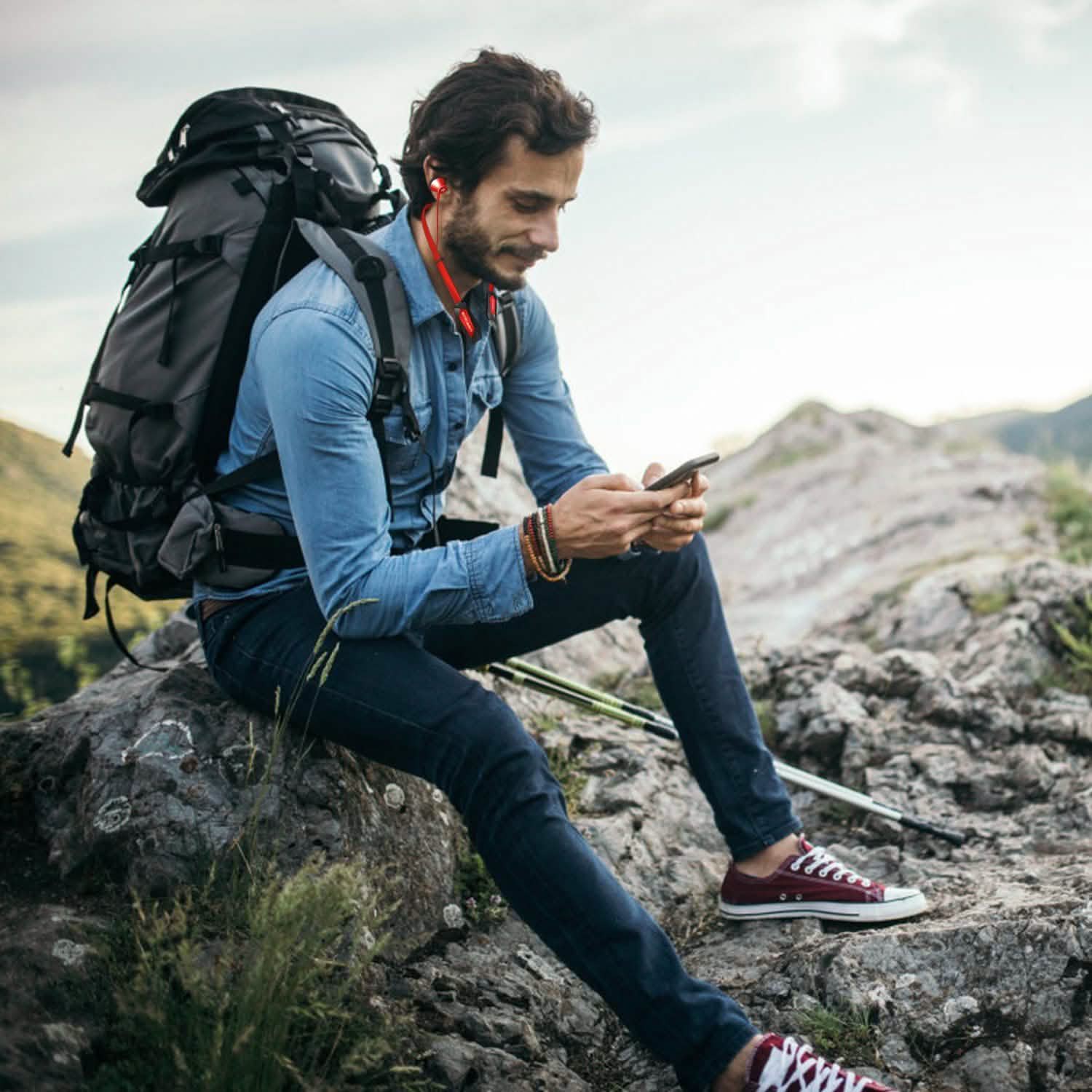 Wireless Neckband Headphones V Headphones - Tophatter Daily Deals