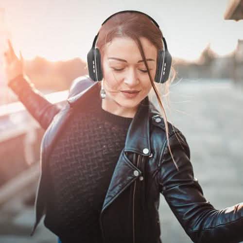 Wireless Over-Ear Foldable Headphones Headphones - Tophatter Daily Deals