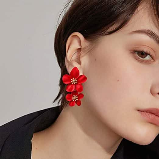 Women's Boho Flower Shaped Daisy Stud Earrings Earrings - Tophatter Daily Deals