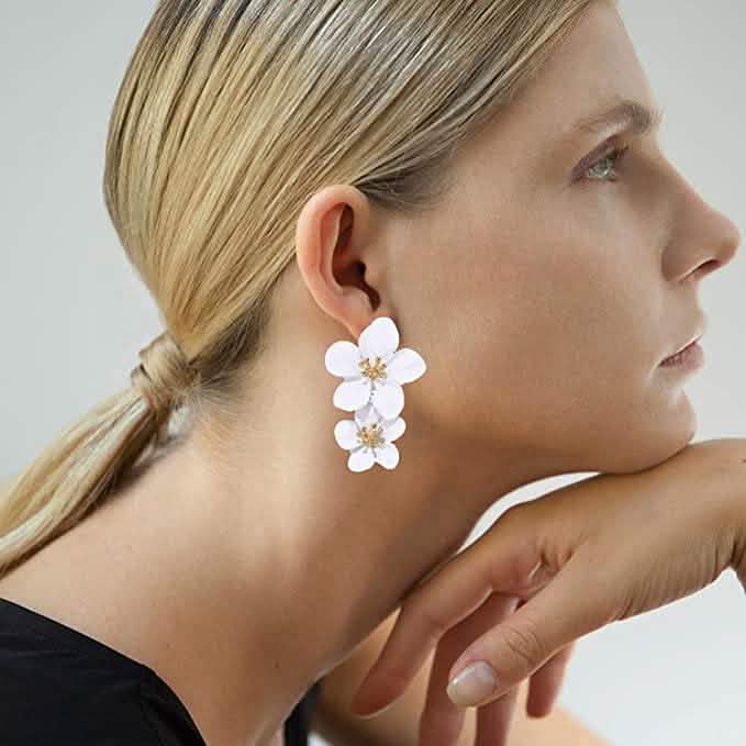 Women's Boho Flower Shaped Daisy Stud Earrings Earrings - Tophatter Daily Deals