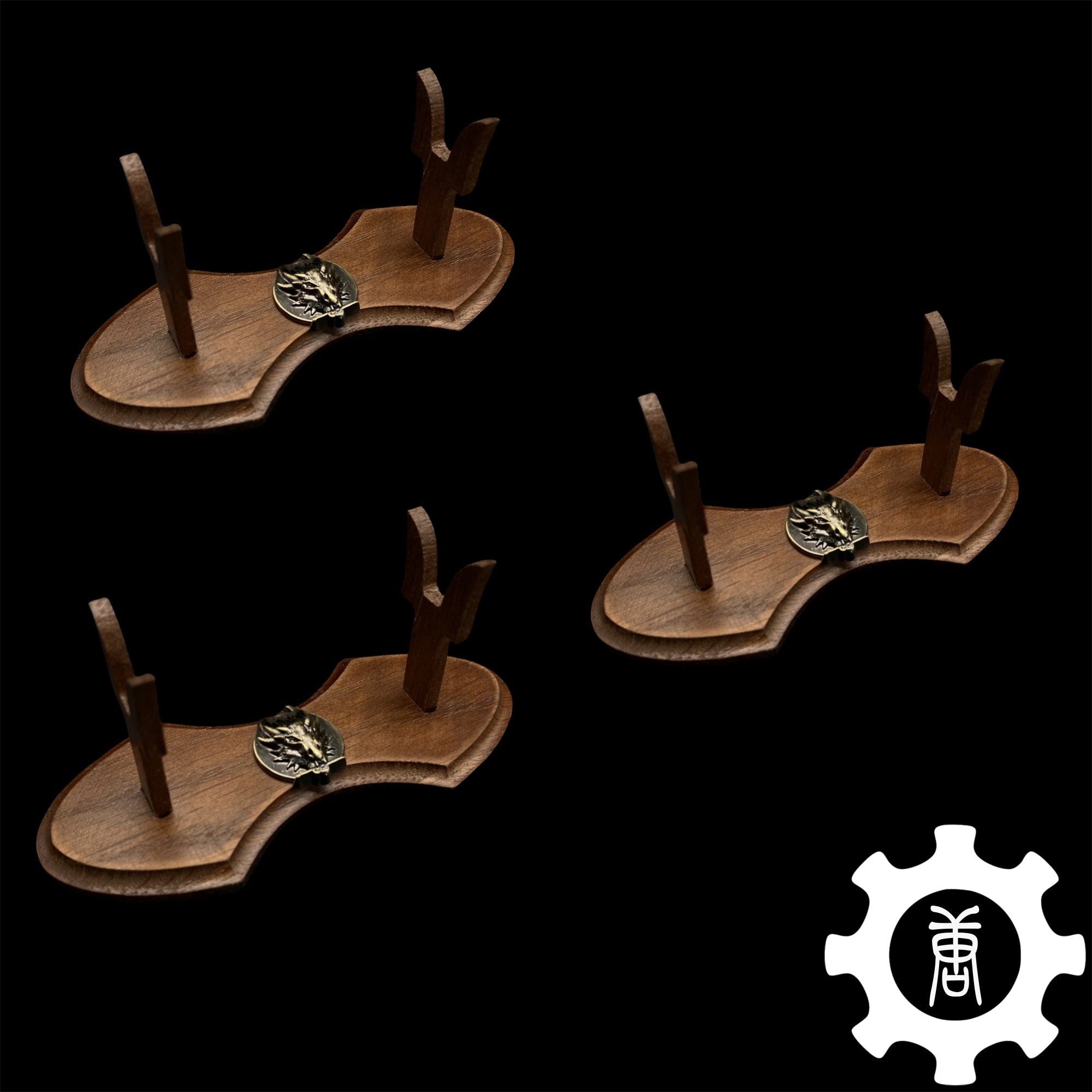 1-Layer Handmade Oak Wood Mini Display Holder 3 In 1 Pack - Tophatter Daily Deals