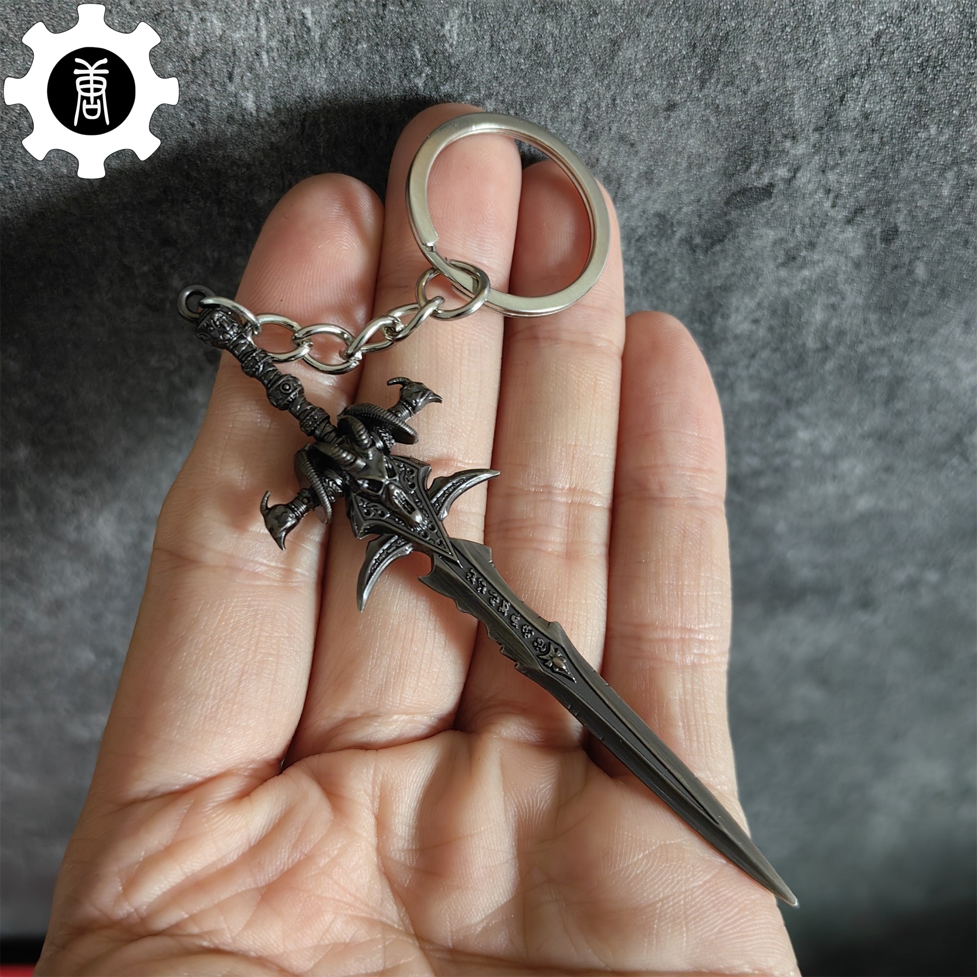 WOW Metal Mini Weapons Keychain Pendant 6 In 1 Pack Mini Frostmourne - Tophatter Daily Deals