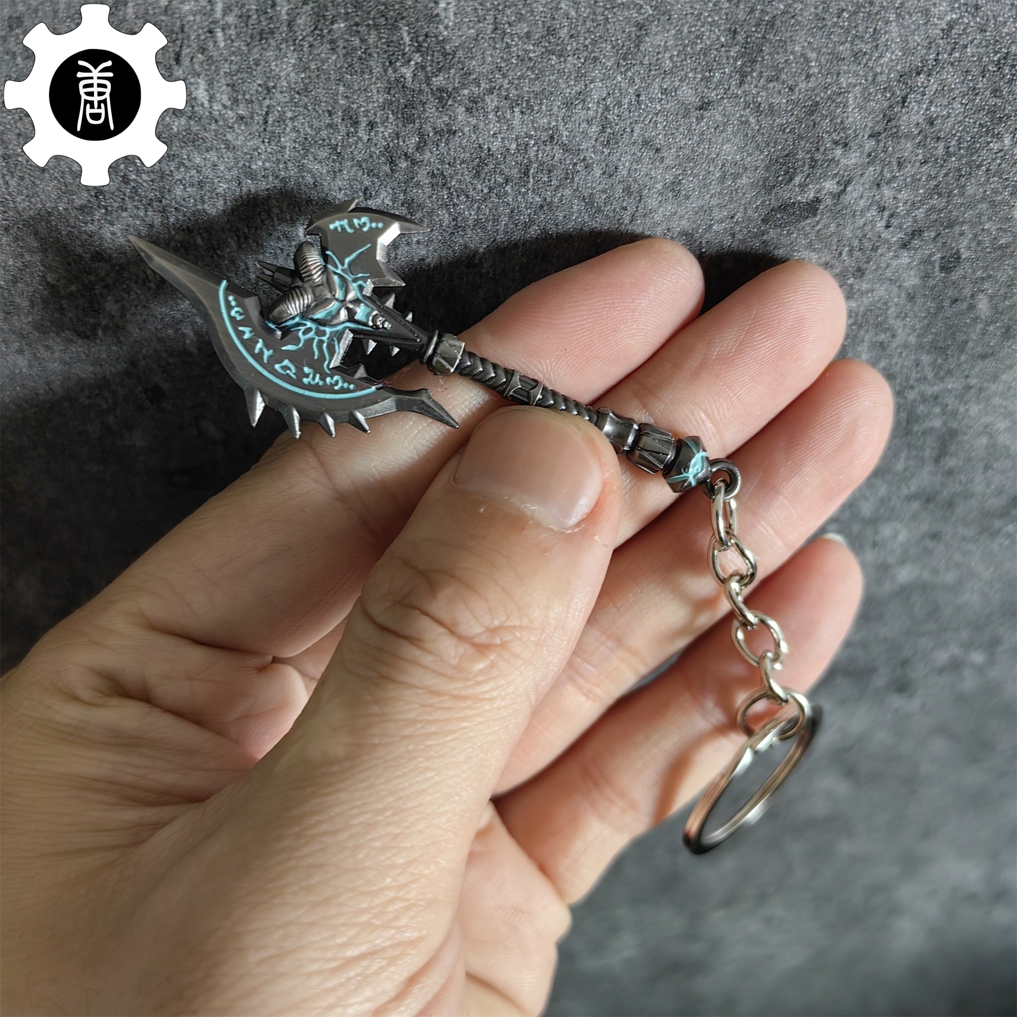 WOW Metal Mini Weapons Keychain Pendant 6 In 1 Pack Mini Shadowmourne Axe - Tophatter Daily Deals