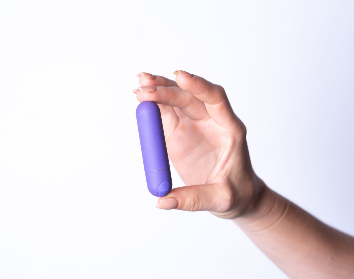 Maia Jessi 7.6 Centimeter Bullet Vibrator > Vibrators > Mini Vibrators - Tophatter Daily Deals