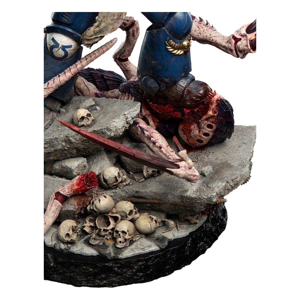 Warhammer 40,000: Space Marine 2 - Lieutenant Titus Battleline Edition Official Weta Workshop Statue Statue - Tophatter Daily Deals