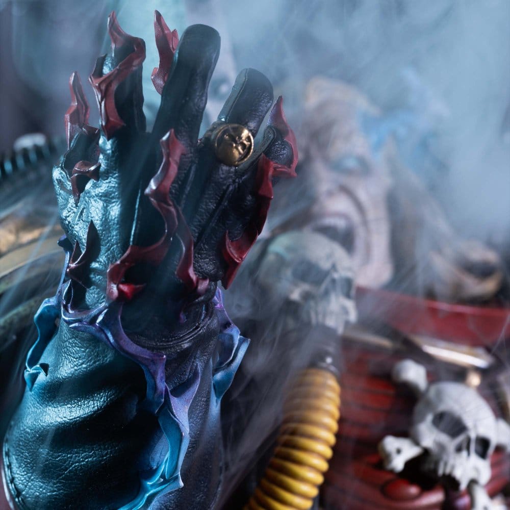 Warhammer 40,000 - Mephiston Lord of Death Limited Edition Statue | Weta Workshop Statue - Tophatter Daily Deals