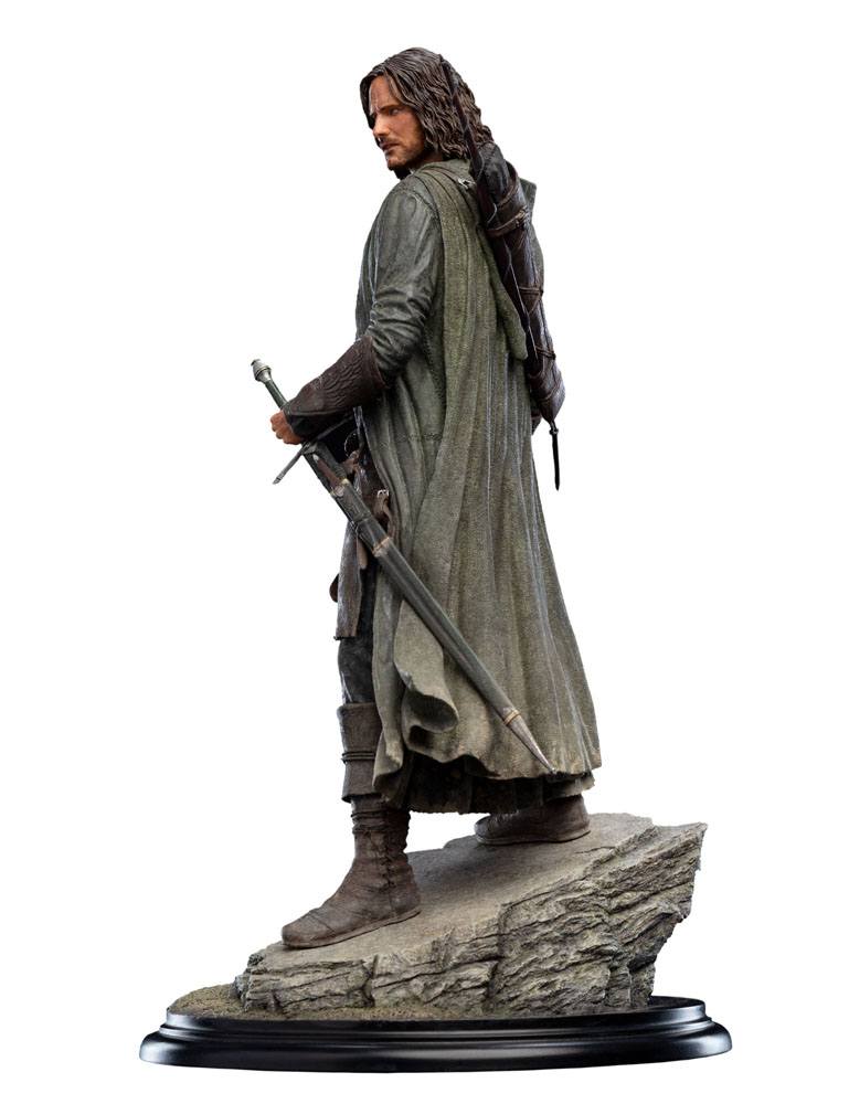 The Lord of the Rings - Aragorn, Hunter of the Plains (Classic Series) Statue | Weta Workshop Statue - Tophatter Daily Deals