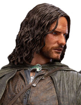 The Lord of the Rings - Aragorn, Hunter of the Plains (Classic Series) Statue | Weta Workshop Statue - Tophatter Daily Deals
