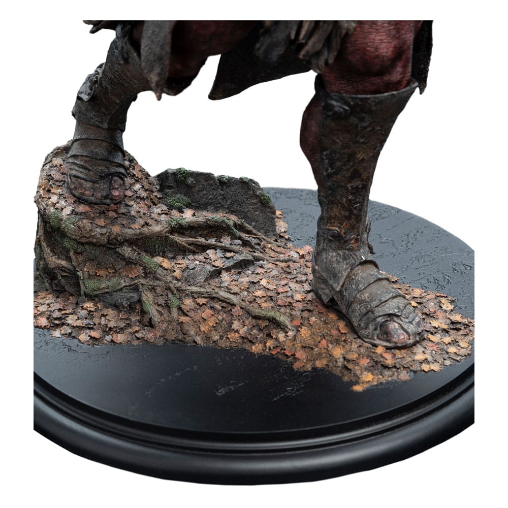 The Lord of the Rings - Lurtz, Hunter of Men (Classic Series) Official Weta Workshop Statue Statue - Tophatter Daily Deals