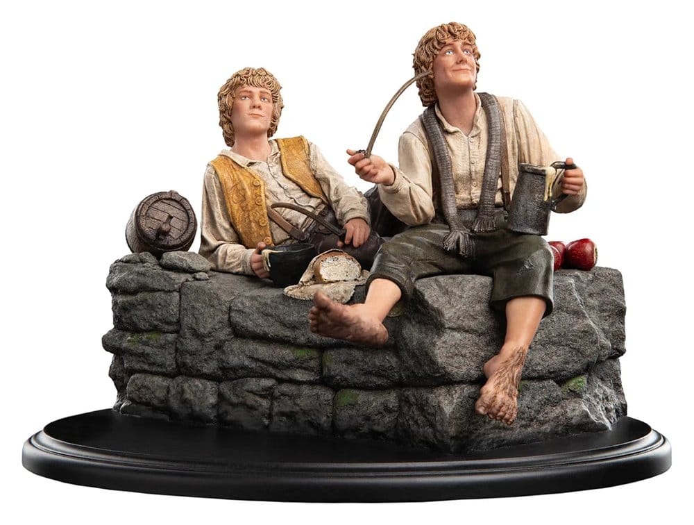 The Lord of the Rings - Official Weta Workshop Merry and Pippin Collectible - Tophatter Daily Deals
