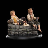The Lord of the Rings - Official Weta Workshop Merry and Pippin Collectible - Tophatter Daily Deals