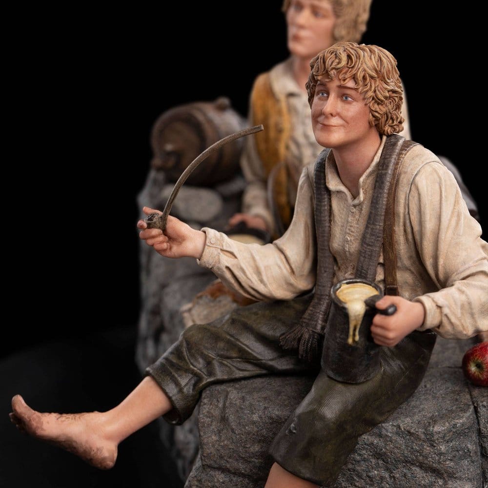 The Lord of the Rings - Official Weta Workshop Merry and Pippin Collectible - Tophatter Daily Deals