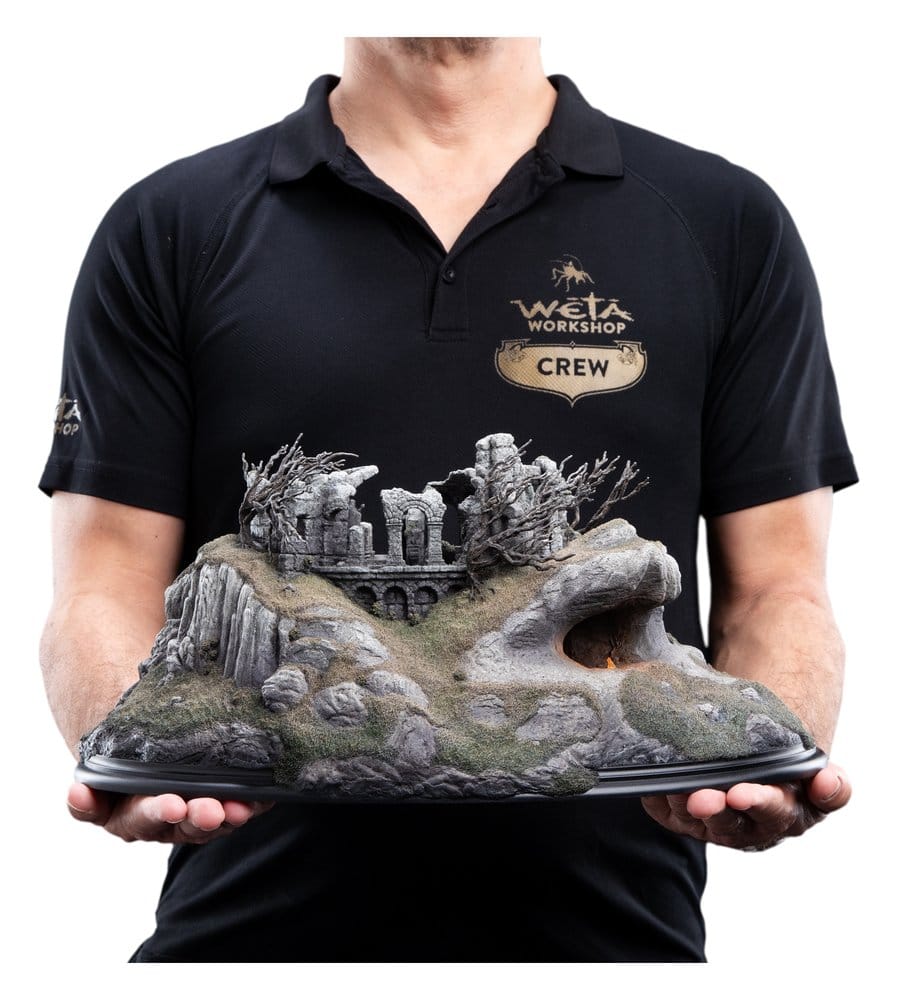 The Lord of the Rings - Weathertop Limited Edition Environment | Weta Workshop Collectible Display - Tophatter Daily Deals