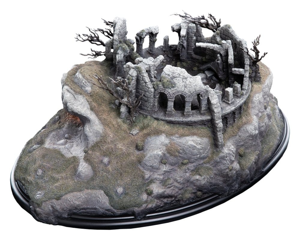 The Lord of the Rings - Weathertop Limited Edition Environment | Weta Workshop Collectible Display - Tophatter Daily Deals