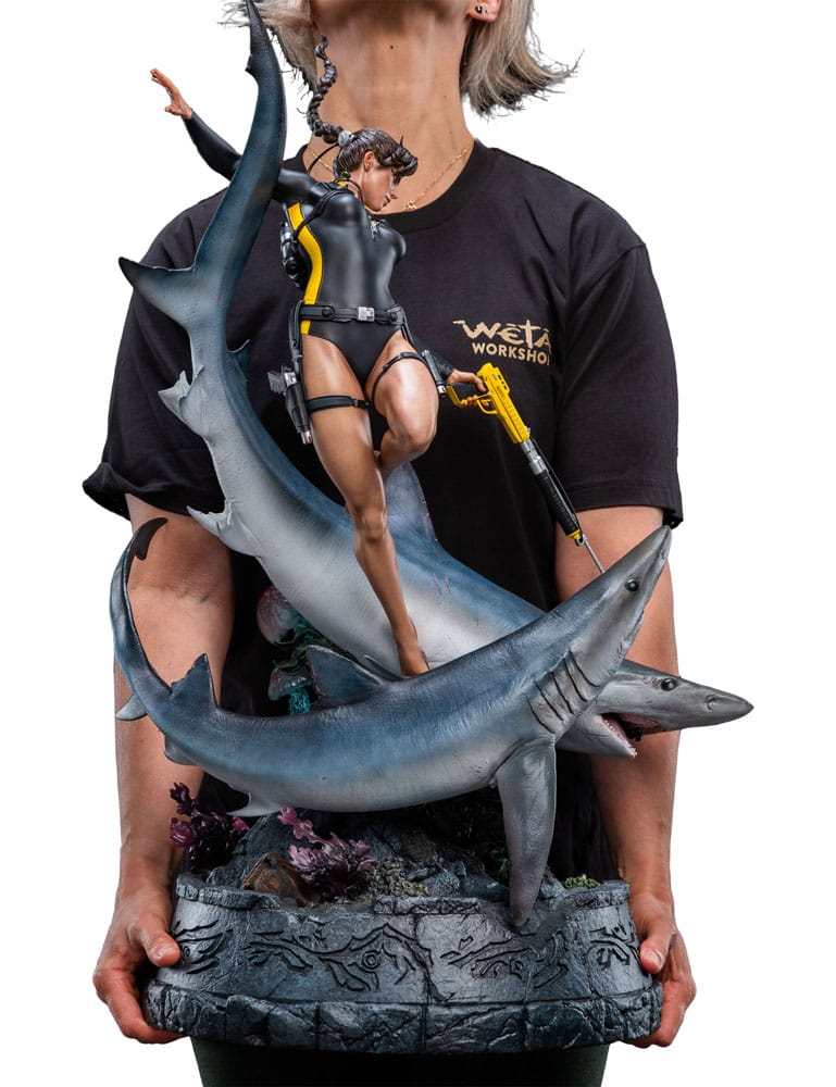 Tomb Raider - Lara Croft-Quest for Avalon Statue | Weta Workshop Statue - Tophatter Daily Deals