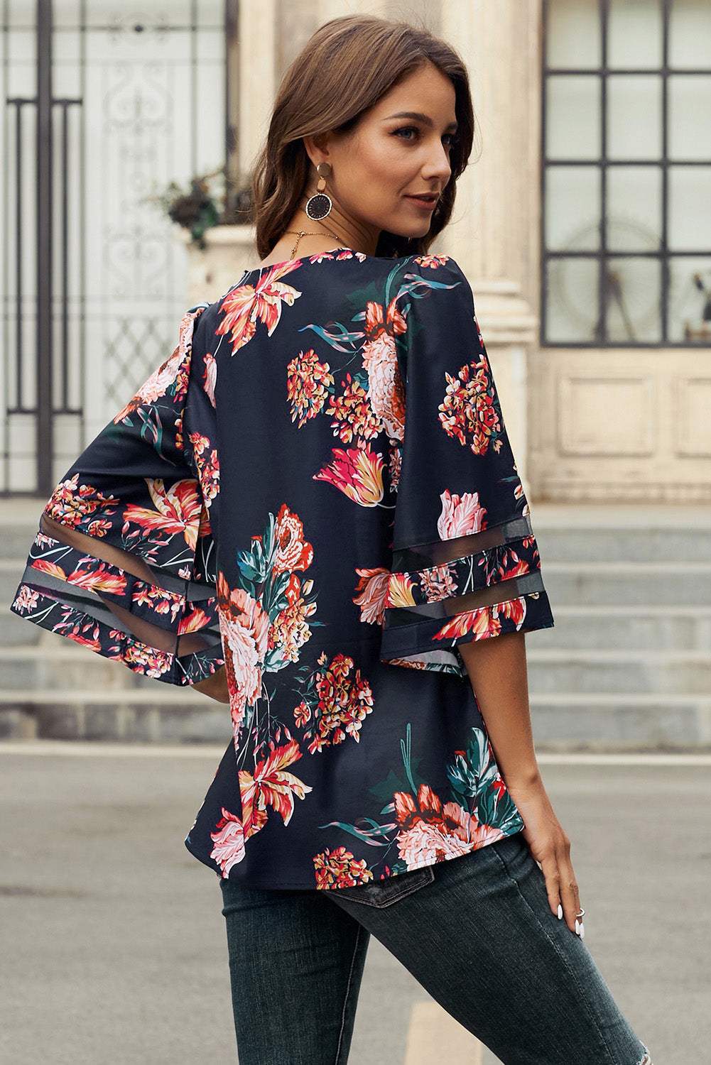 Printed Flare Sleeve Top Blouses - Tophatter Daily Deals