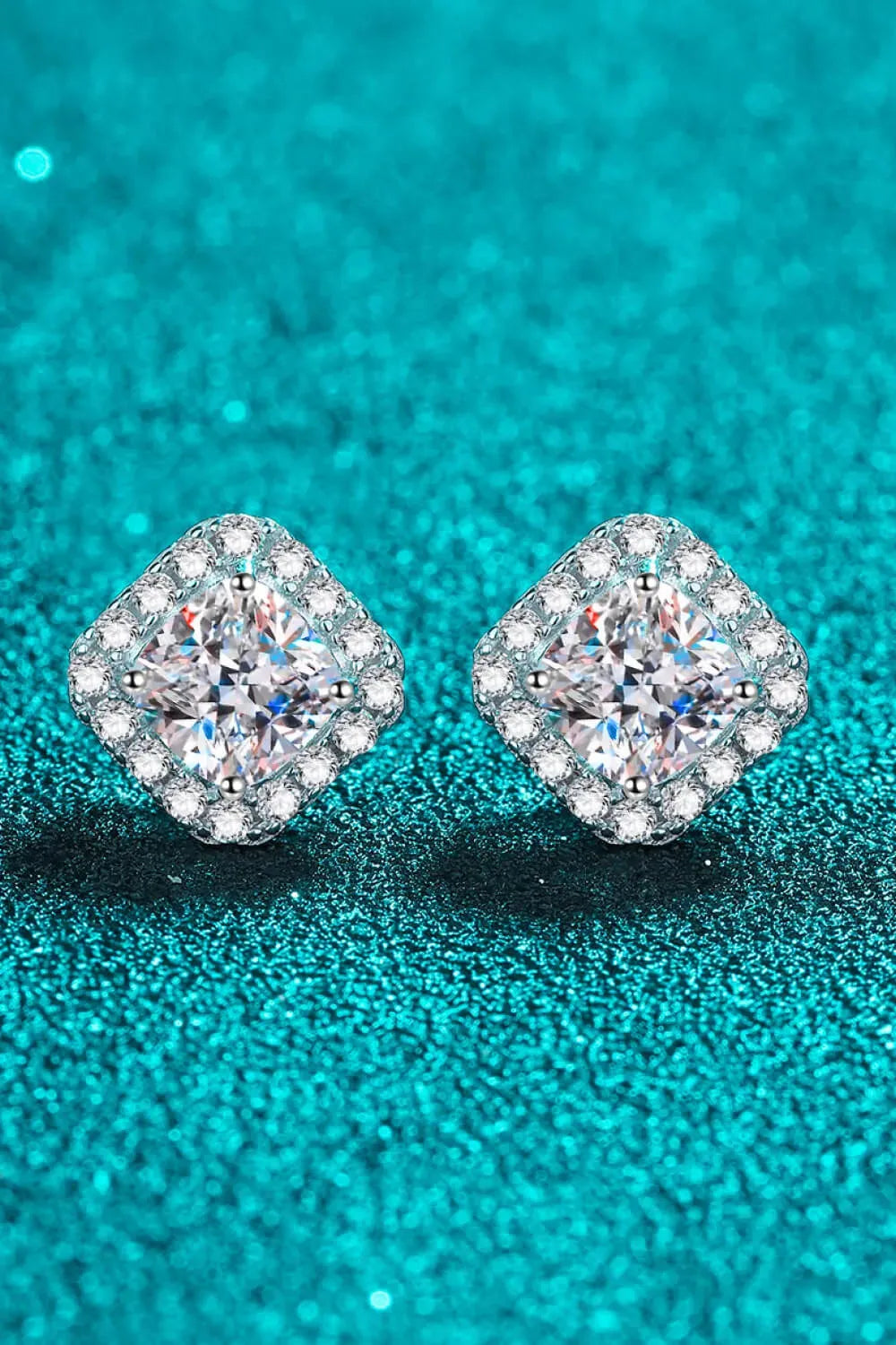 925 Sterling Silver Inlaid 2 Carat Moissanite Square Stud Earrings Silver One Size Moissanite - Tophatter Daily Deals