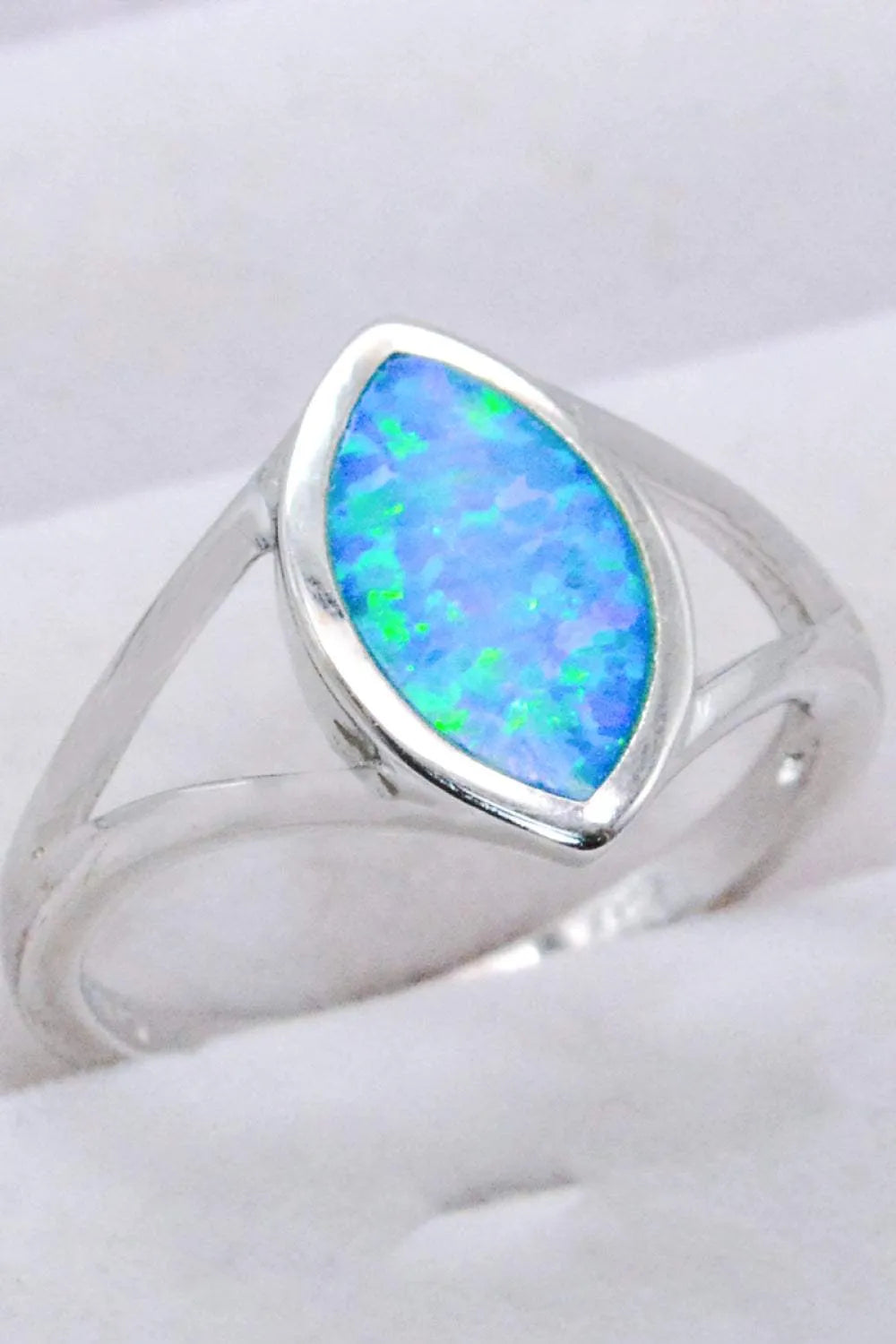 925 Sterling Silver Split Shank Opal Ring - Tophatter Shopping Deals - Electronics, Jewelry, Auction, App, Bidding, Gadgets, Fashion