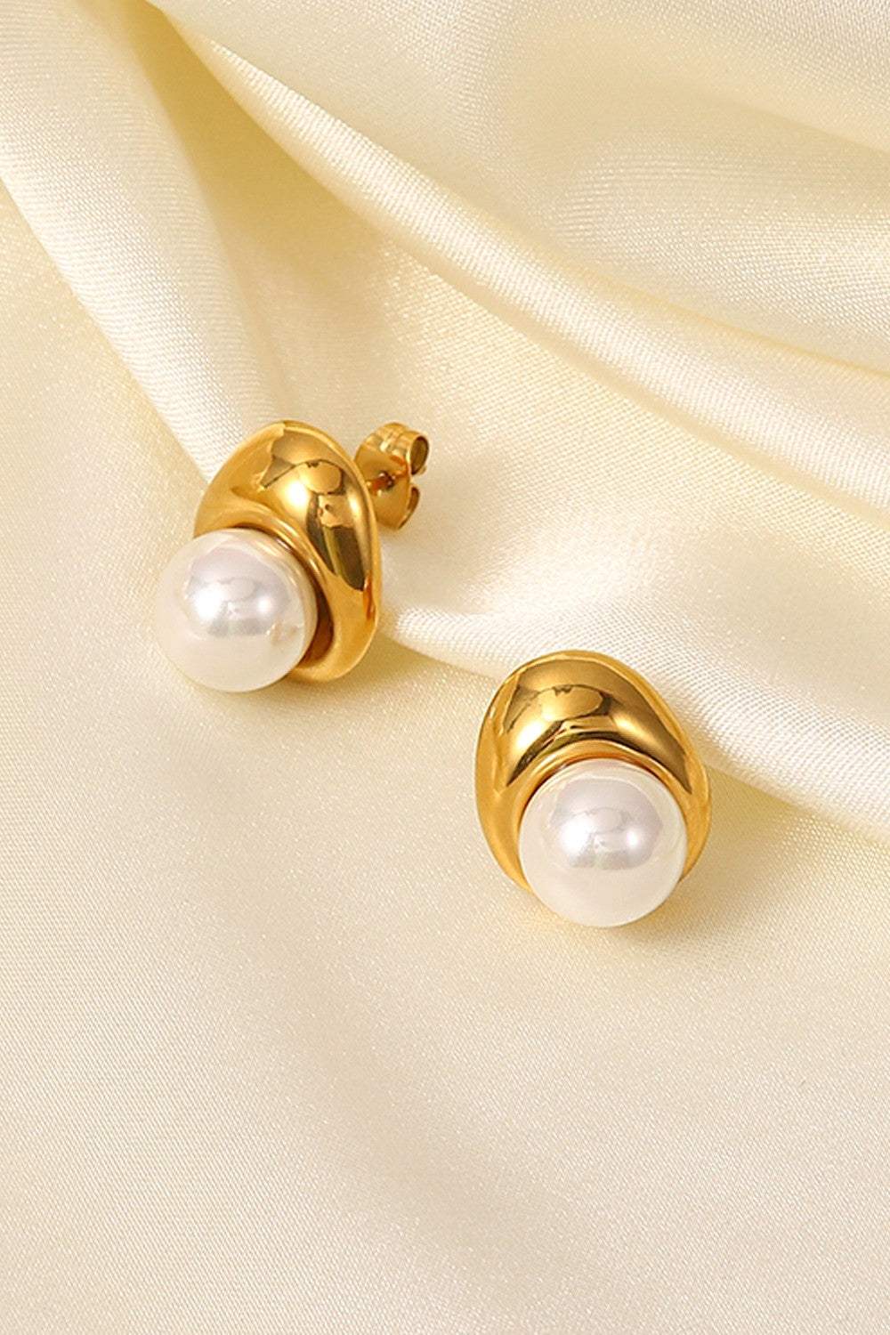 Lovelier Than Ever Pearl Stud Earrings Gold One Size Earrings - Tophatter Daily Deals